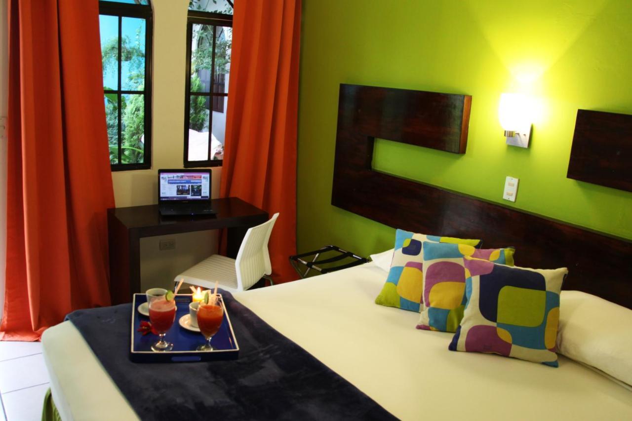 Villa Del Angel Hotel San Salvador Habitación foto